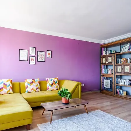 Апартаменты Magnificent Sea View Flat 5 Min To Istiklal Square