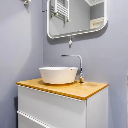 Апартаменты Magnificent Sea View Flat 5 Min To Istiklal Square *